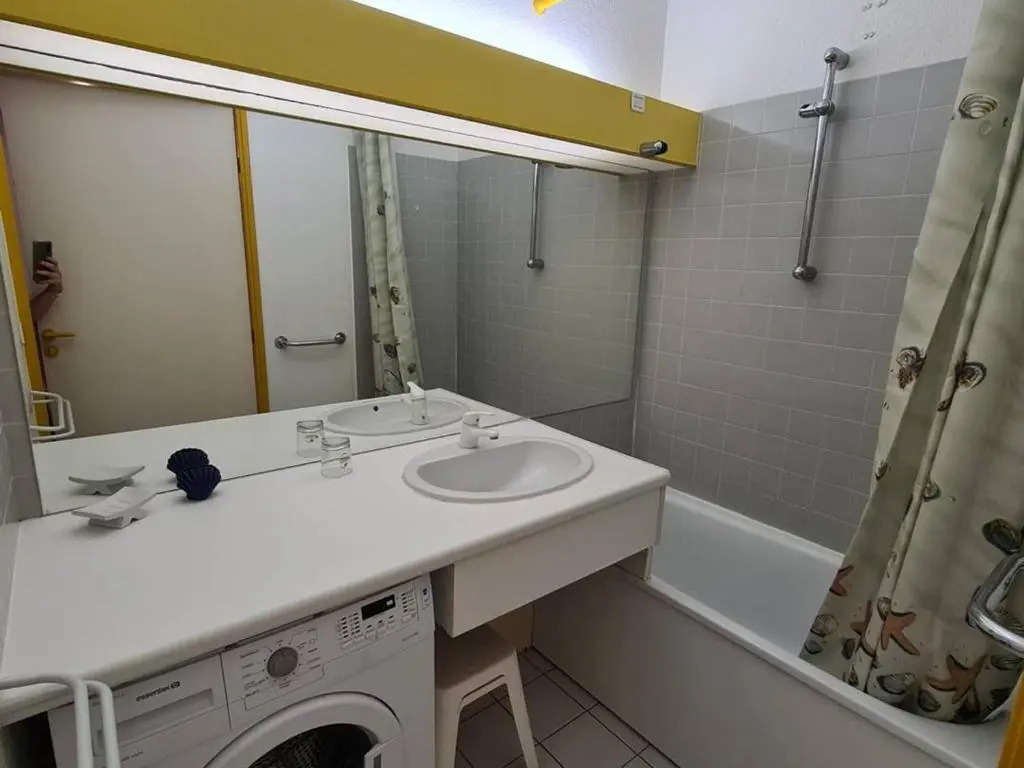 Appartement Argelès-sur-Mer, 2 pièces, 6 personnes - FR-1-388-16