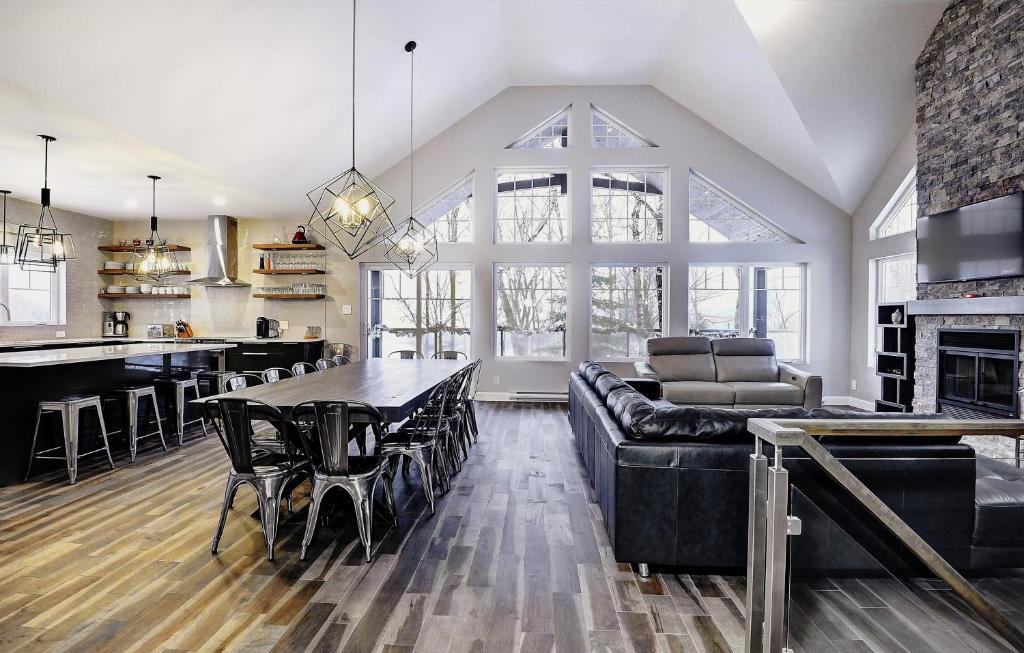 Chalet 06 Chemin Blanc by Les Chalets Alpins