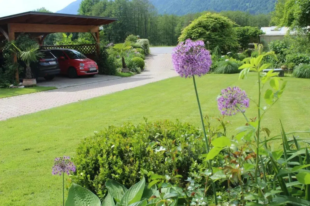 Blumenpension Strauss - Ferienwohnungen