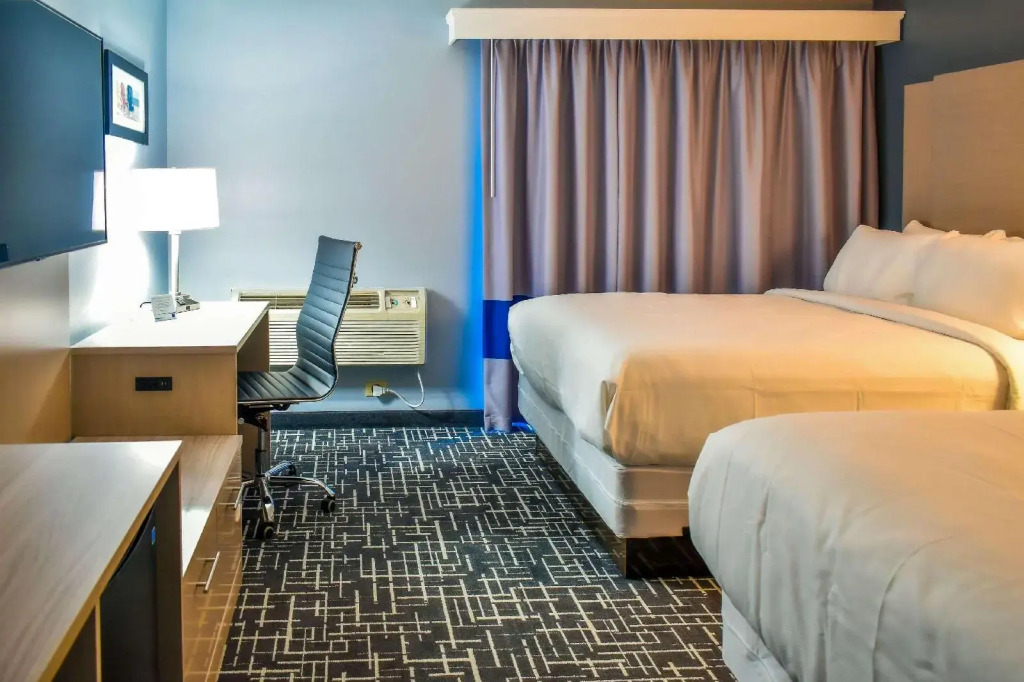 Comfort Inn Hyannis - Cape Cod