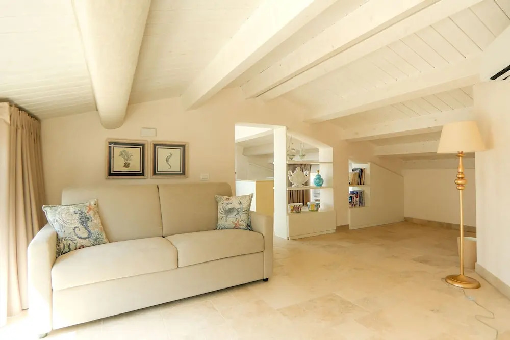 Marina Homes Suite in Syracuse