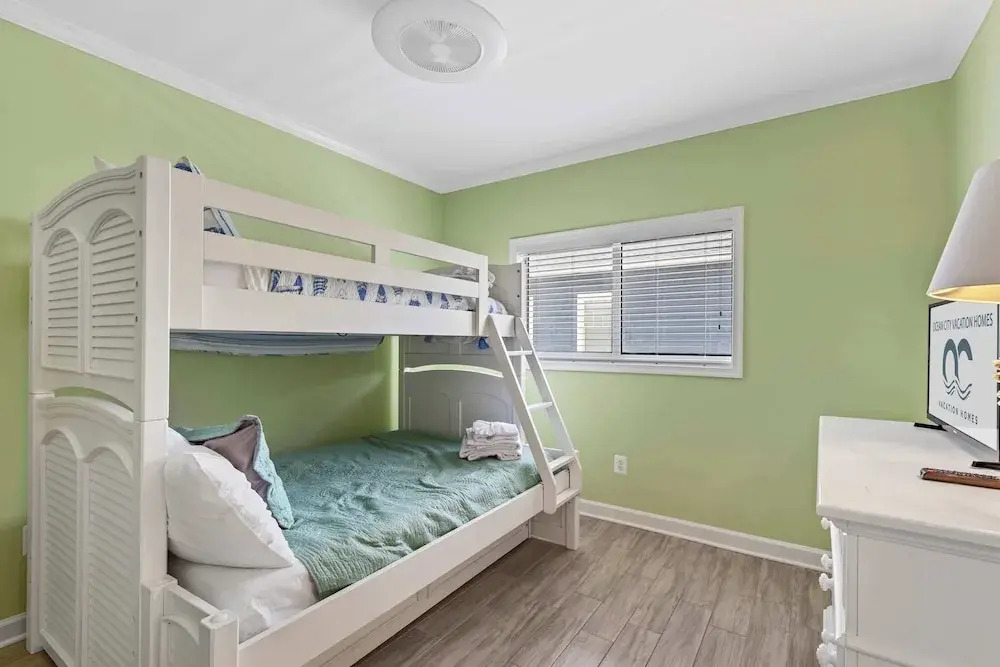 Island Cabana 204