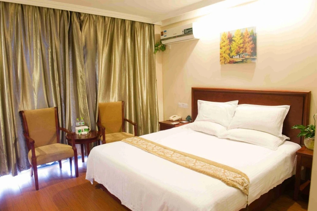 GreenTree Inn Changzhou Jinghu High-speed Rail North Station Global Dinosaur City Hotel
