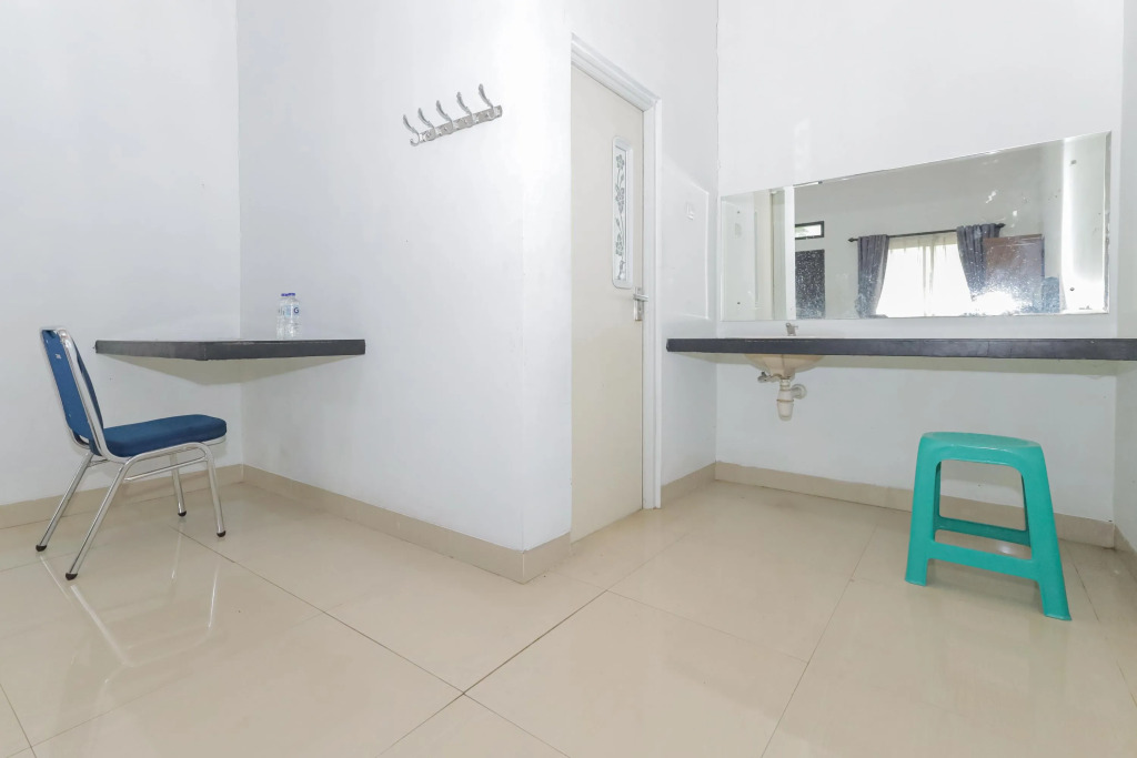 Urbanview Hotel Trans Cilegon