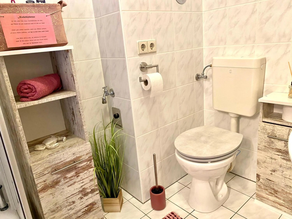 Eigenes Apartment im Herzen der Stadt mit Balkon und WLAN
