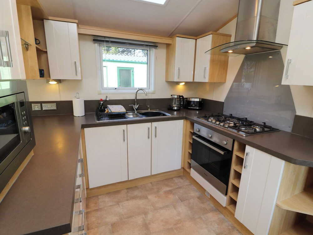Lodge 2