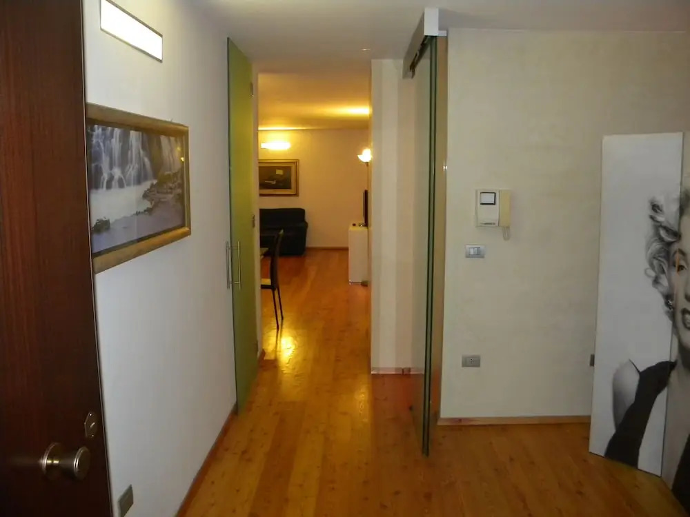 Saragozza Apartments - Bologna Short Rental