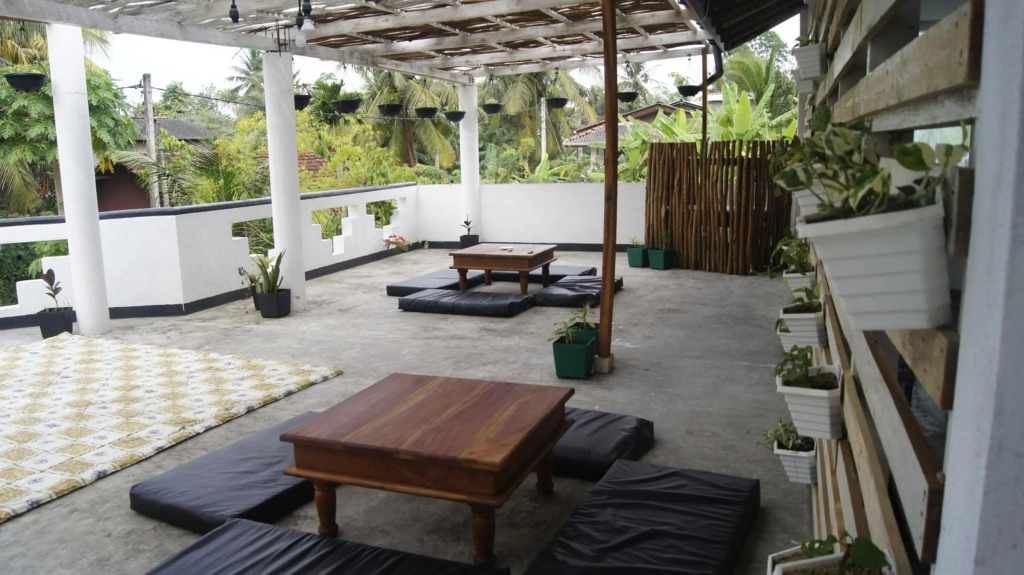 Madiha Surf House Lanka