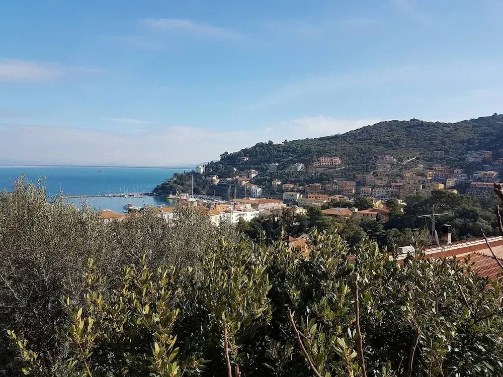 Charming Porto Santo Stefano Apartment With Pool Access