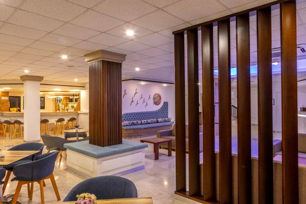 Seagull Hotel Apartments