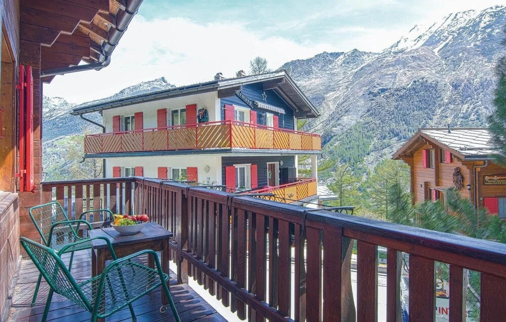 Chalet Domino