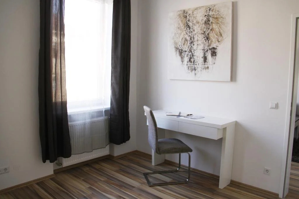 CheckVienna – Apartment Huglgasse