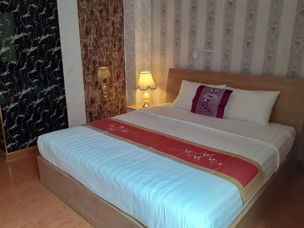 Cat Khanh Hotel
