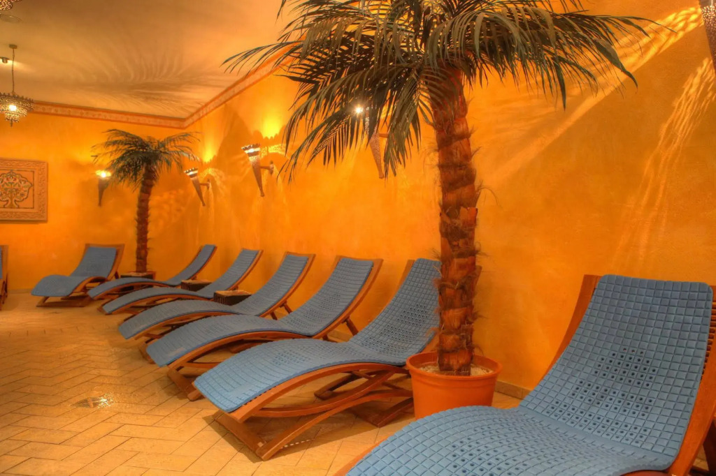 SEETELHOTEL Pommerscher Hof das Wellnesshotel im Herzen der Kaiserbäder mit direktem Zugang zur Wellnessoase Shehrazade