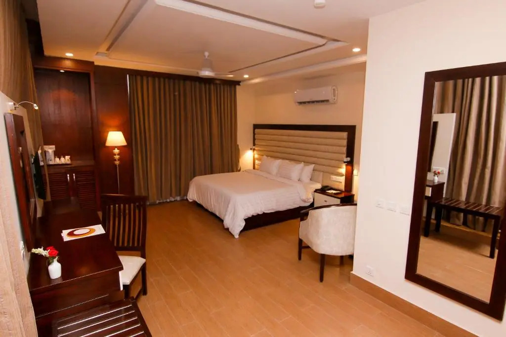 Hotel One Rahim Yar Khan Club Road