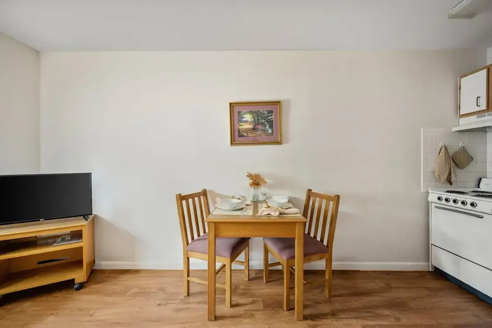 Affordable Suites Conover / Hickory