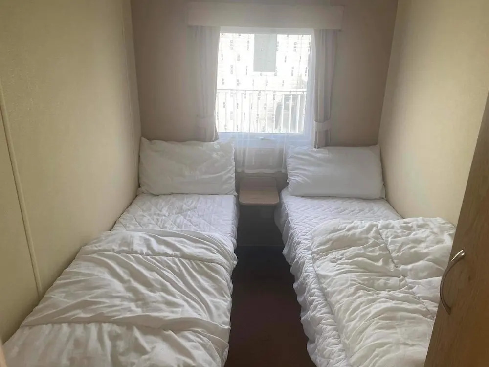 2 Bedroom Caravan in Hunstanton Dogs go Free