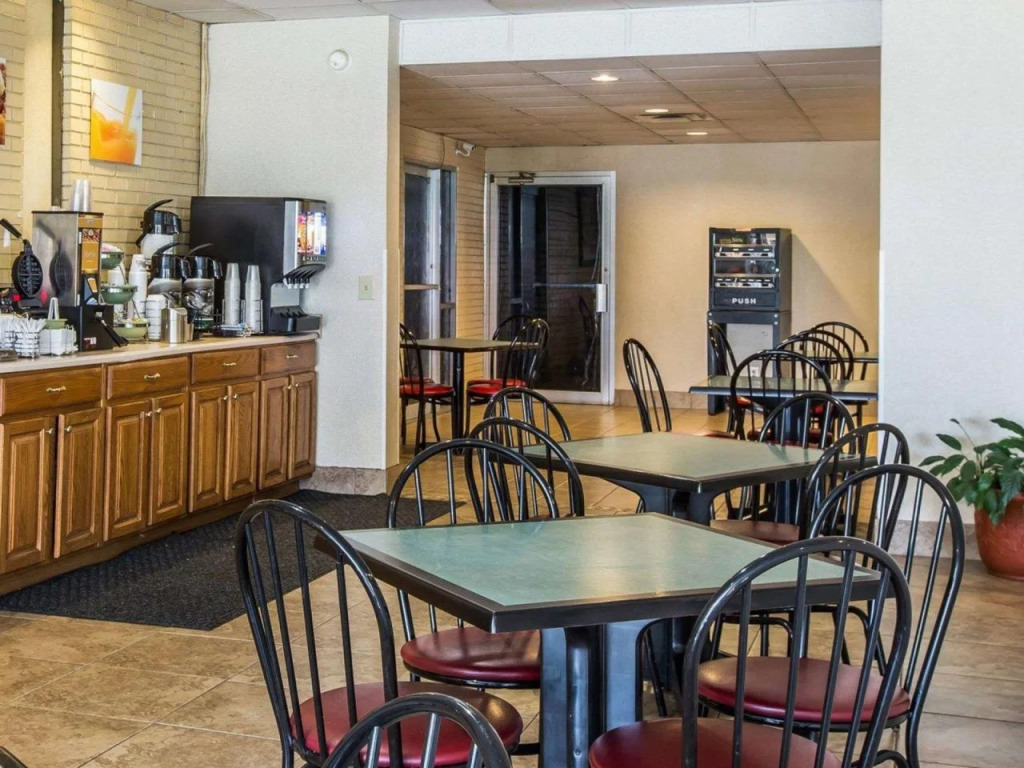 Quality Inn South