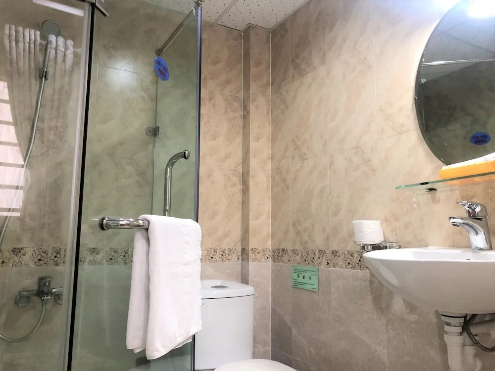 Tinh Khoi Hotel