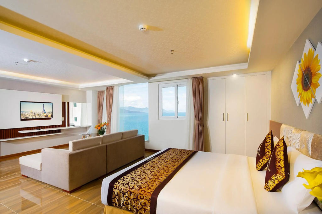 Paris Luxury Hotel & Apartment Nha Trang