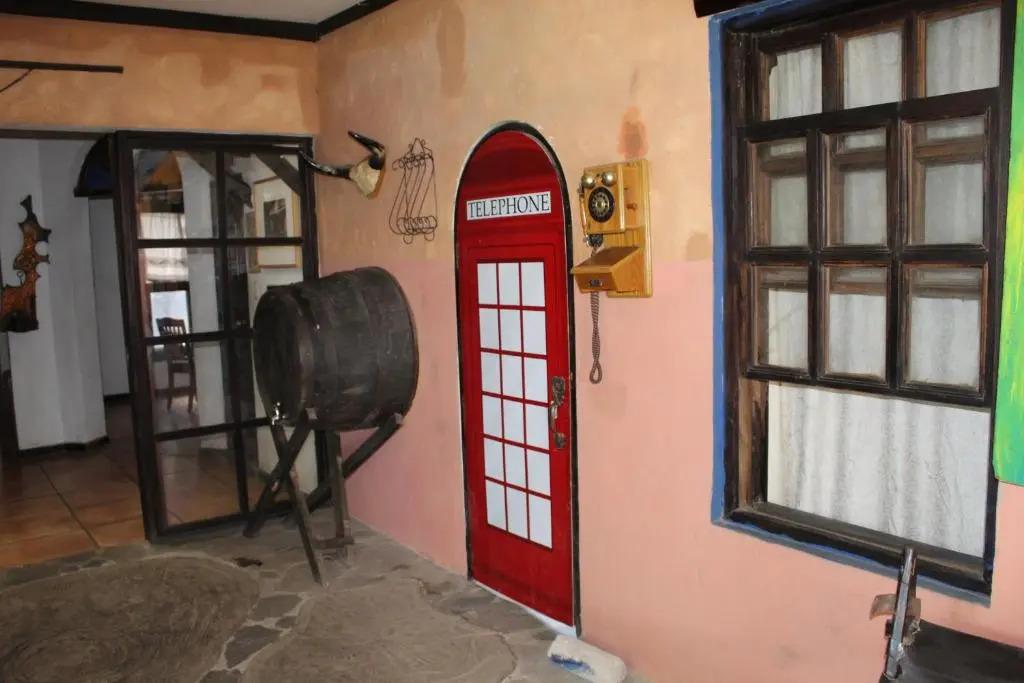 Hostal Villa El Campanario