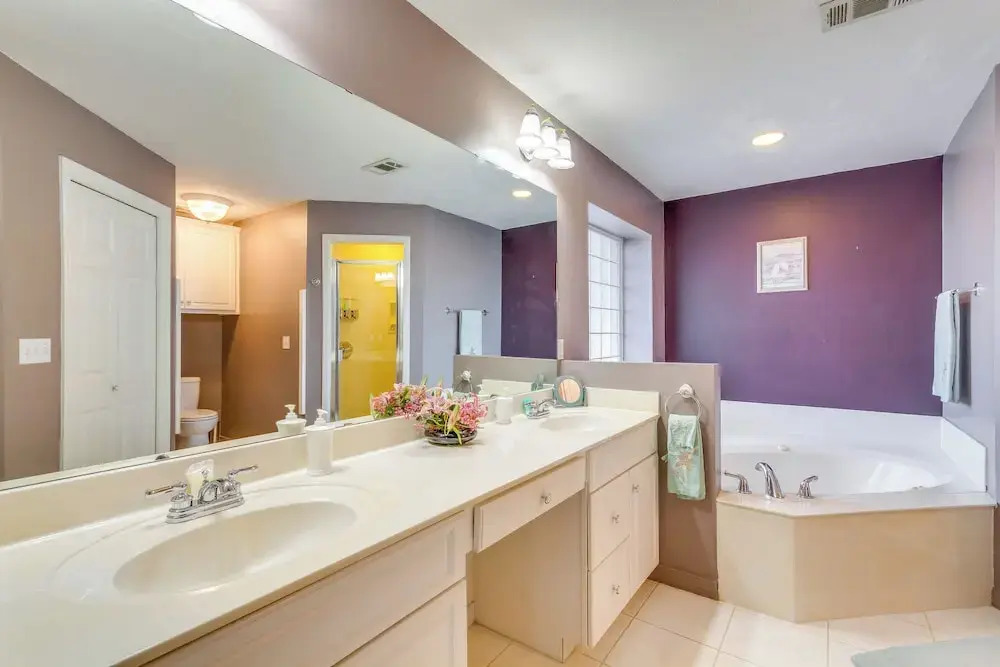 4 Mi to Beach: Family-friendly Home in Navarre