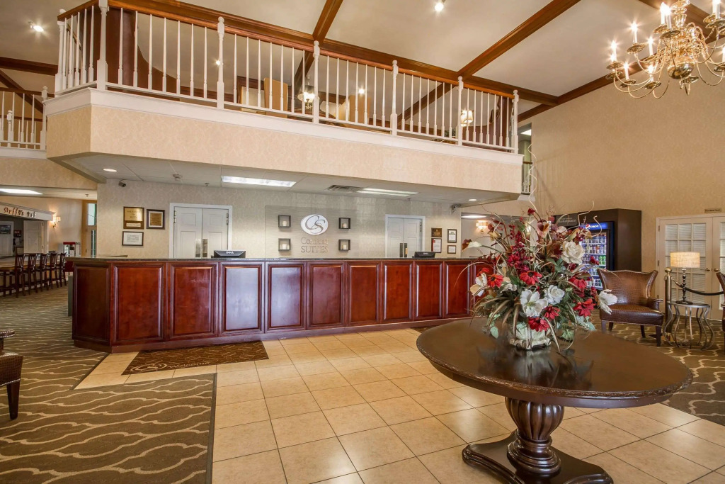 Comfort Suites Appleton Airport