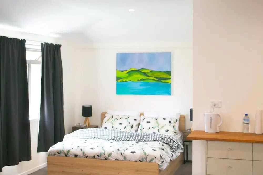 Cosy, Homely Studio With Bus Link to CBD and Eden Park