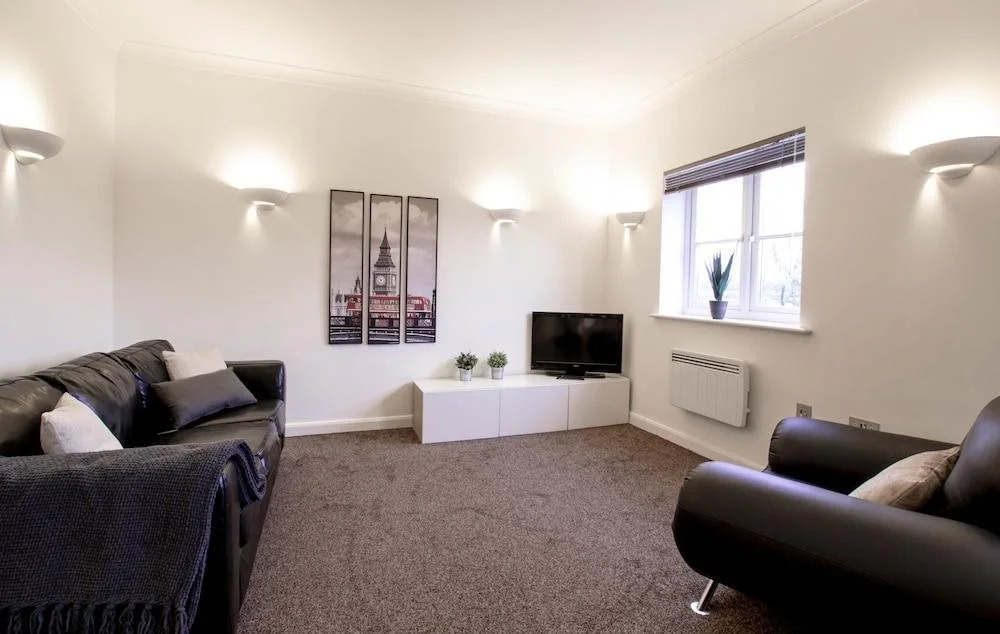 Oaklands House Serviced Apartments