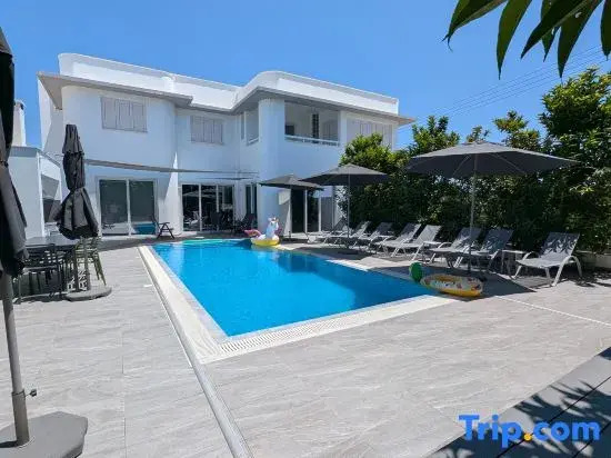 anemelie Vacation Home