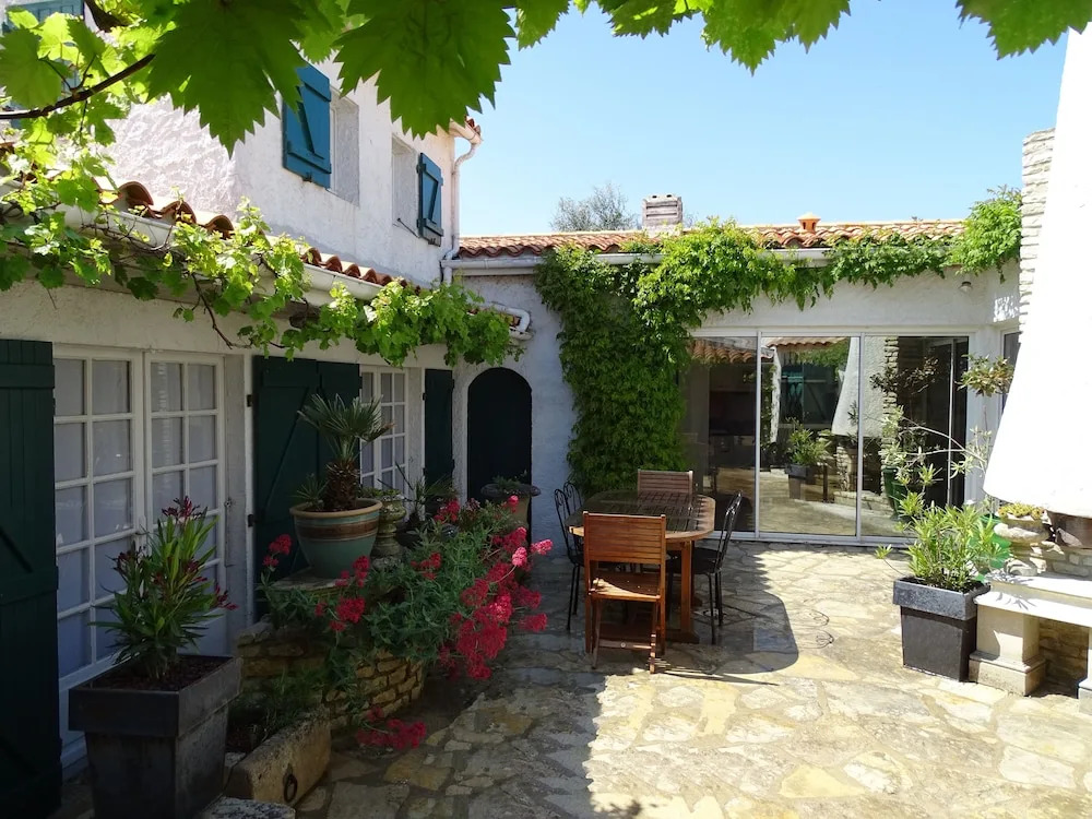 Maison Etrille