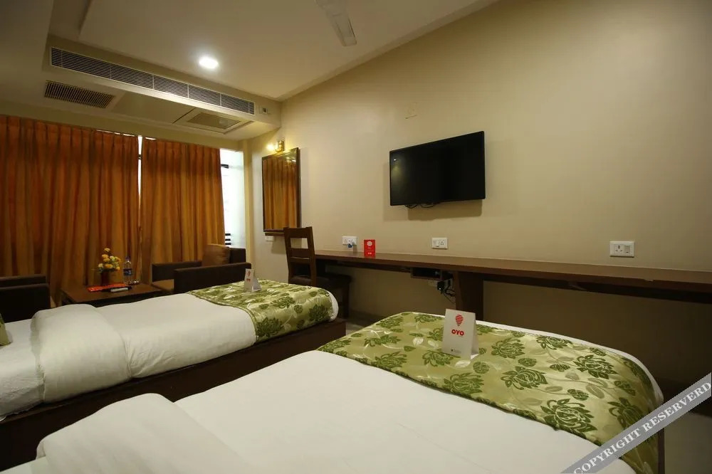 OYO 8084 Hotel Kingston