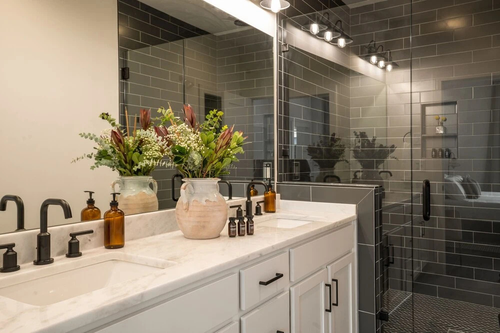 Jolene & Penelope by Avantstay Two Townhouse Buyout in Great Location in Nashville!