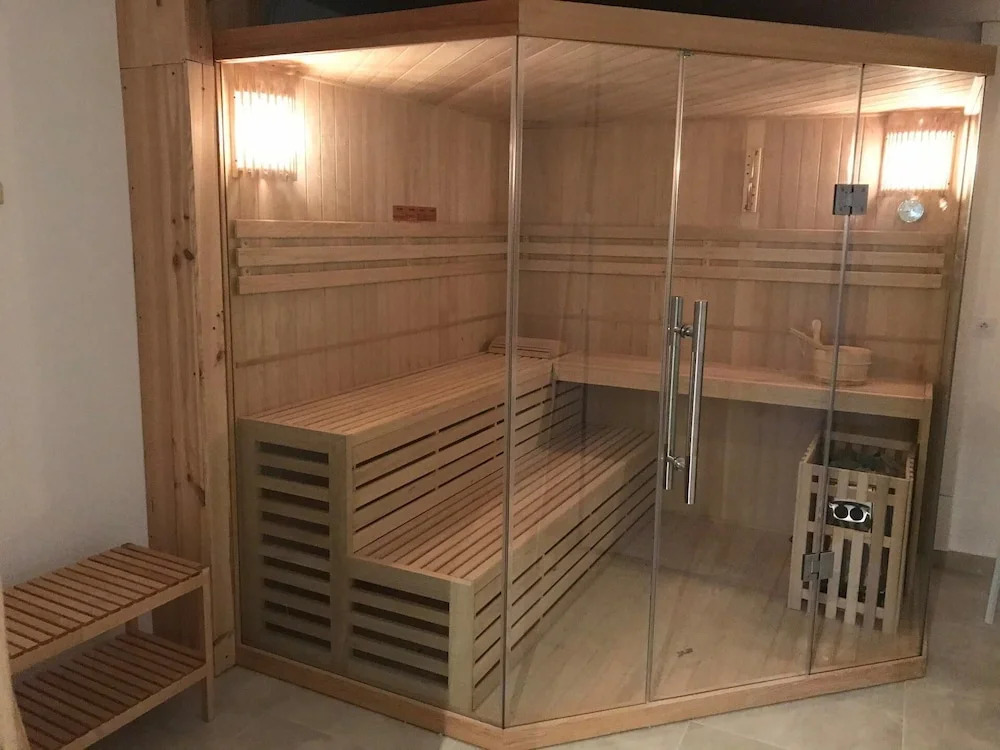 LES Balcons DE Pierre Pomme N°1 : 5 Pièces 8 à 10 Personnes / 5 Rooms 8 to 10 People