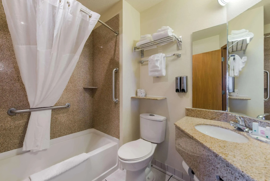 Quality Inn & Suites Red Wing