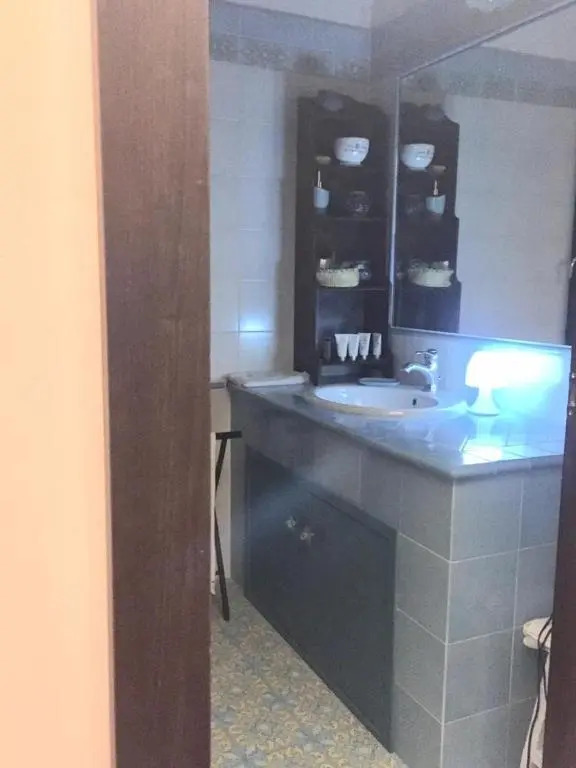 Casannunziata - appartamento con 2 camere no cucina