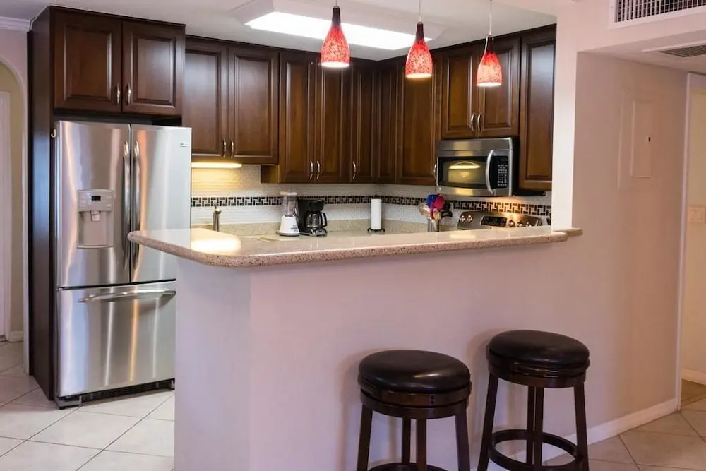 Palm Cay 5