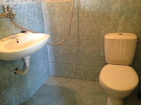 Kazlarov Guest House