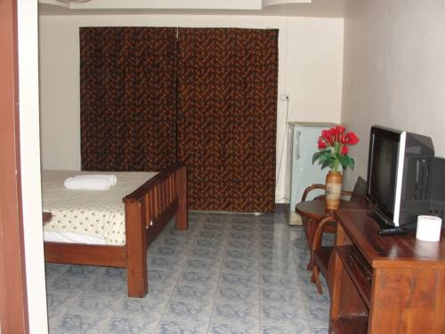 Baan Kasemsuk Guesthouse