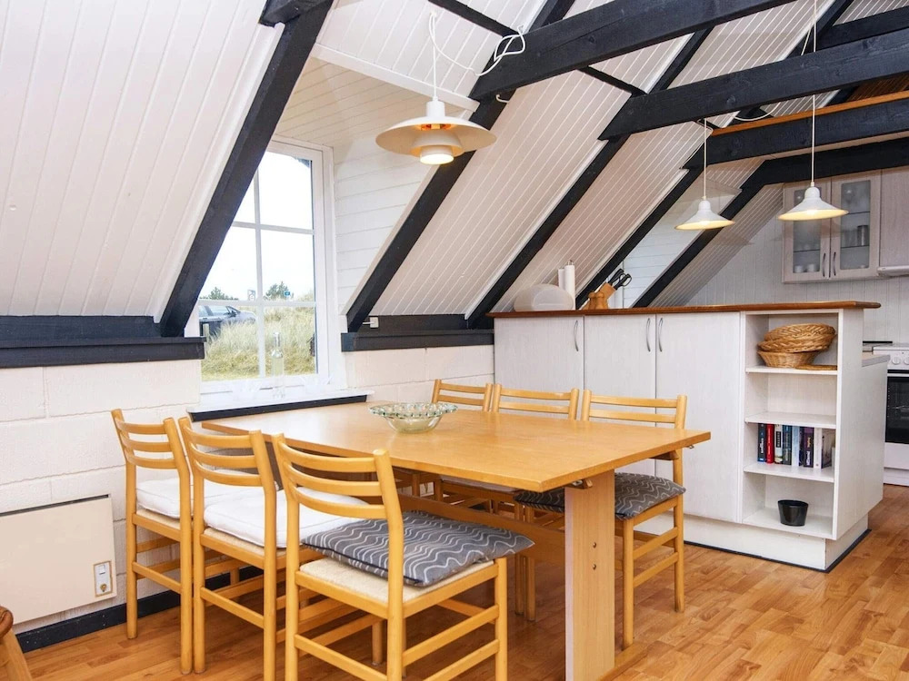 6 person holiday home in Ringkøbing-By Traum