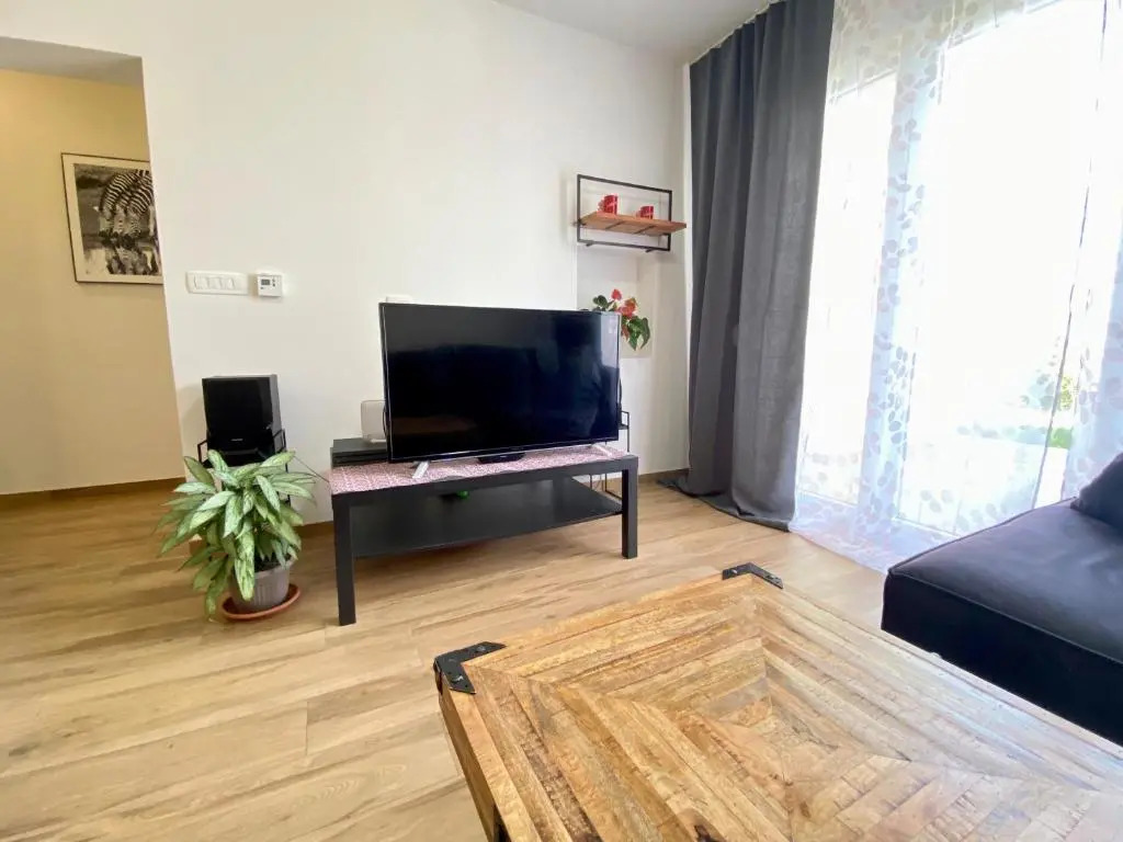 Vert Apartment