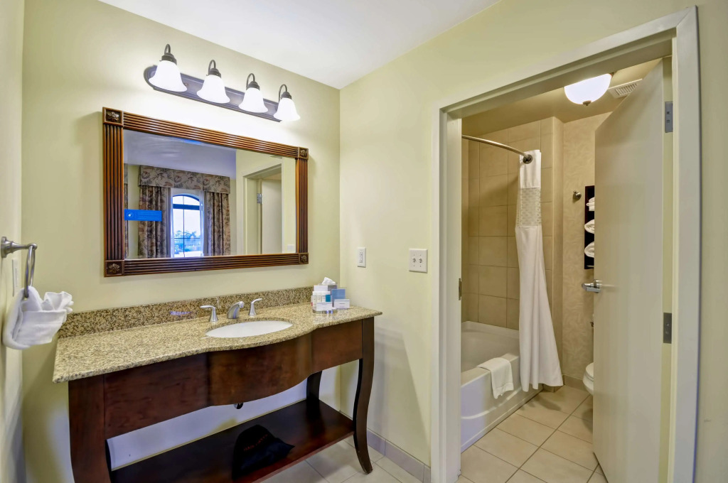 Hampton Inn & Suites North Charleston-University Boulevard