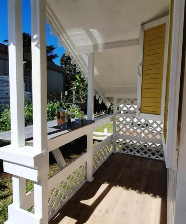 Bungalow d'une chambre avec jardin clos et wifi a Fort de France