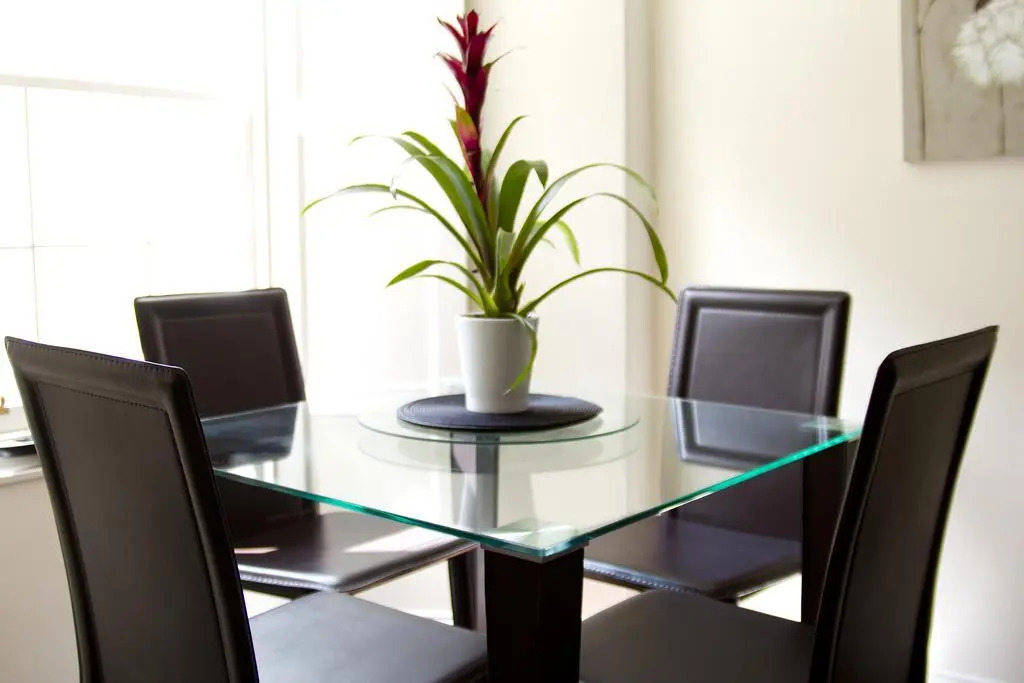 City Centre New Town Apartment