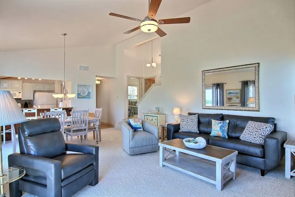 Laluna Madre 2 Bedrooms 2 Bathrooms Home