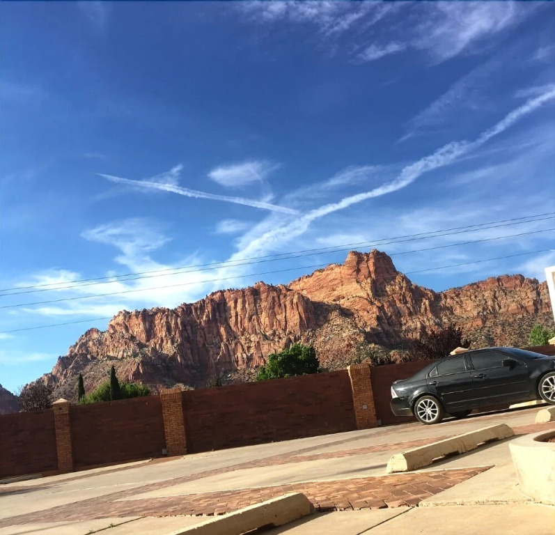 Zion Suites of Hildale