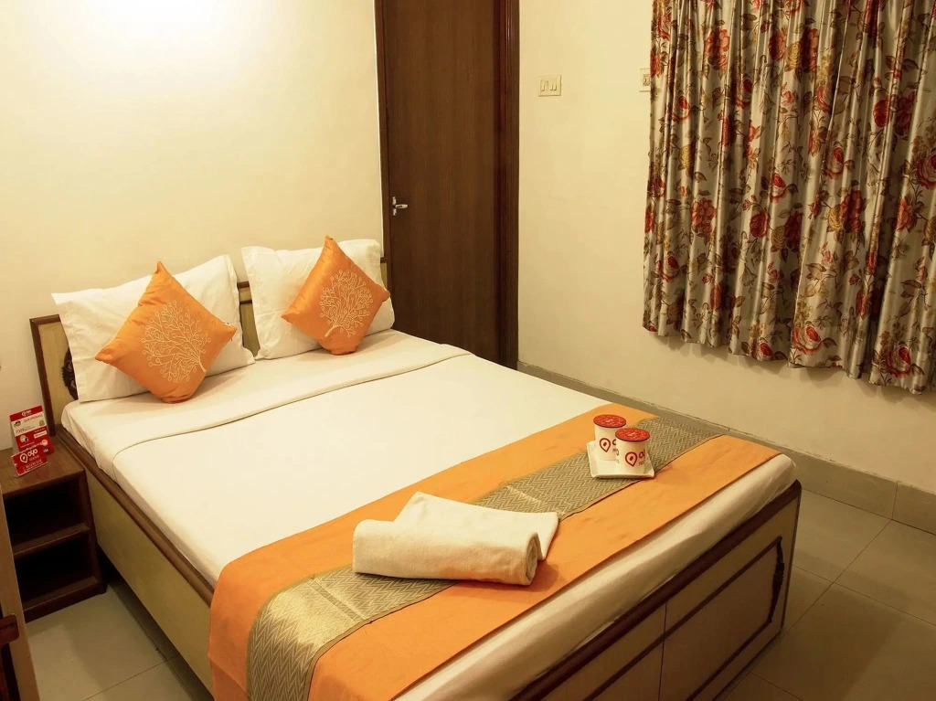 OYO 3436 Home Stay near Airport