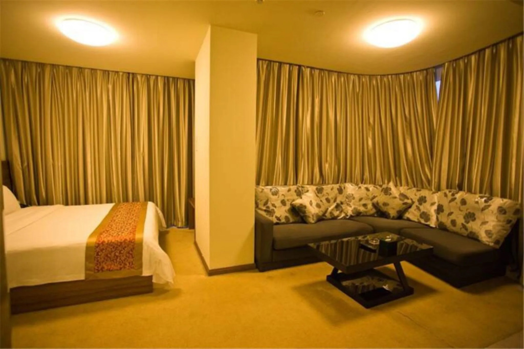 Calais Hotel