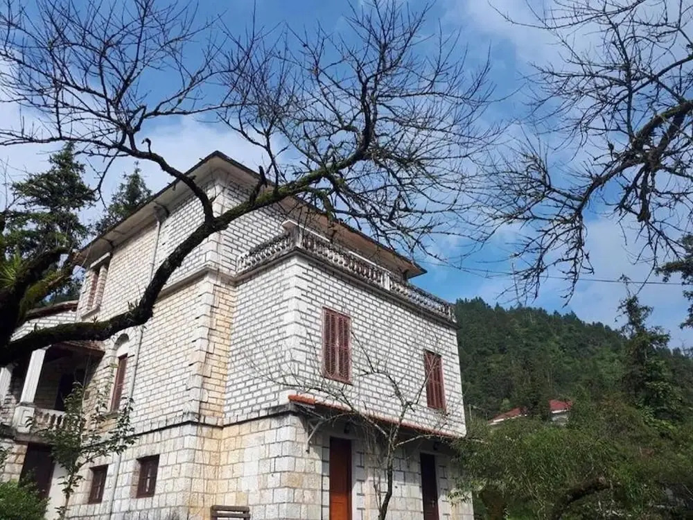 Vintage Sapa Hotel