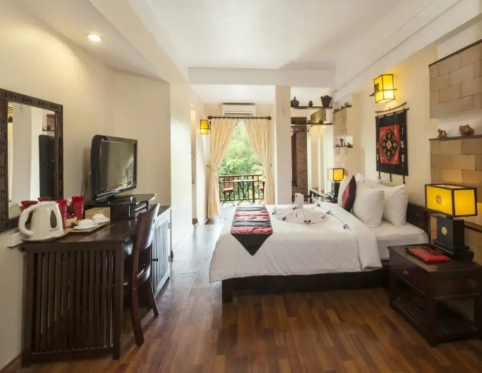 Welcome Old Town Hotel